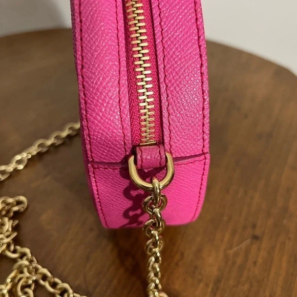 Beautiful! Dolce and Gabbana Small Pink Circle, Crossbody bag! - Picture 8 of 13